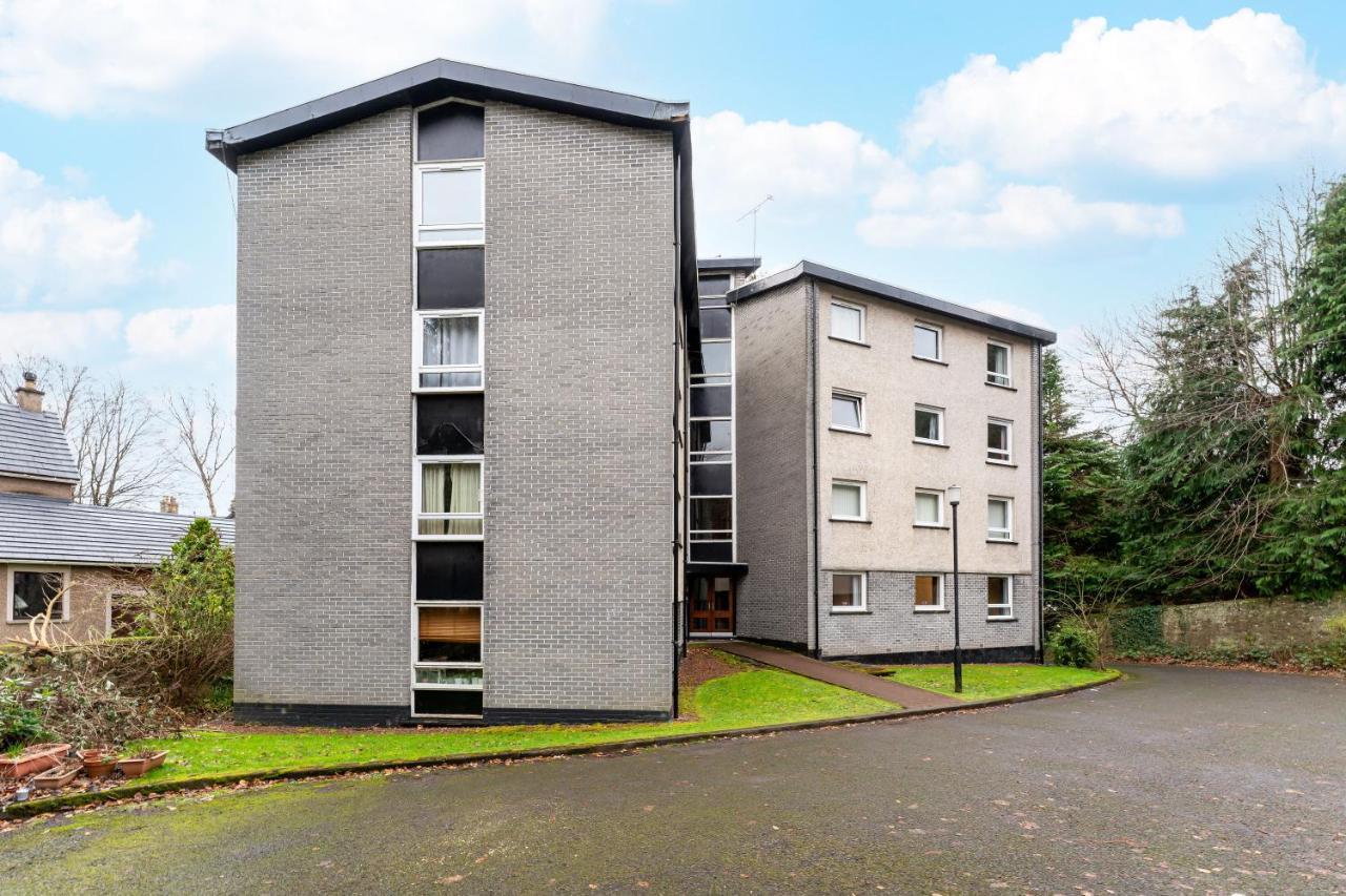 Ground-Fl Two Bedroom Apartment In Bridge Of Allan Bagian luar foto